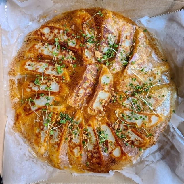 Pizza Gyoza.